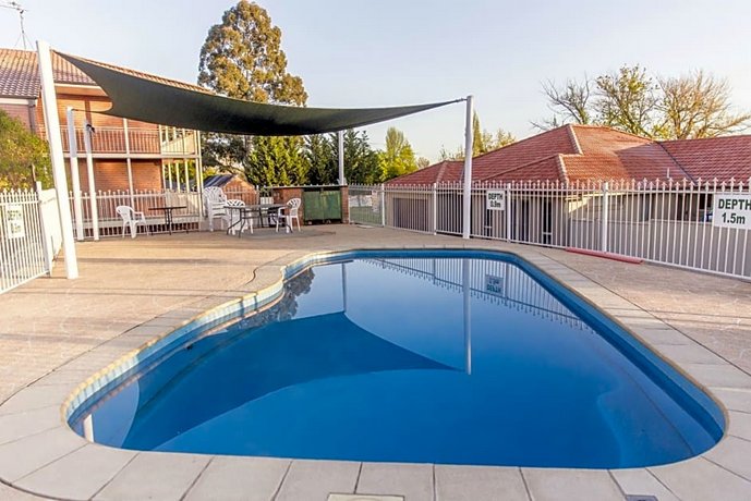 Bathurst Motor Inn