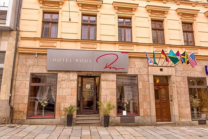 Hotel Rous
