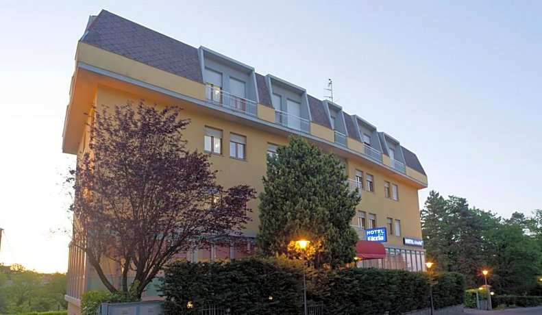 Hotel Gloria