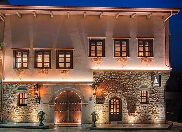 Kamares Historic Boutique Hotel & Spa