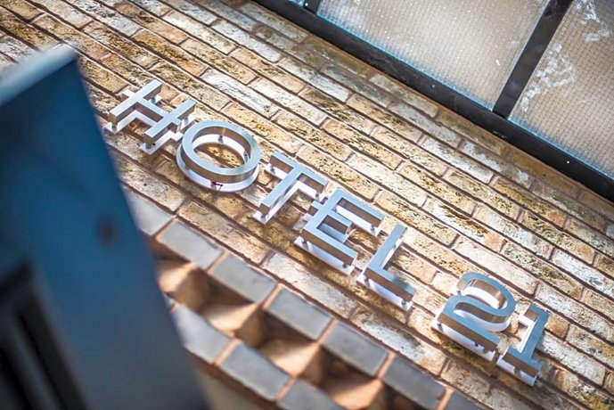 Hotel 21
