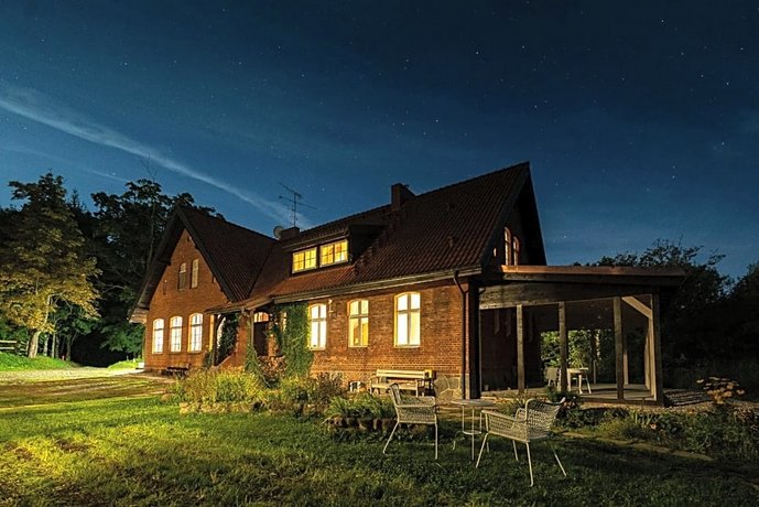 Dom Goscinny Stara Szkola