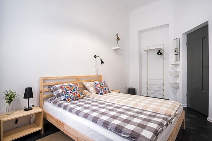 Hostel Likehome