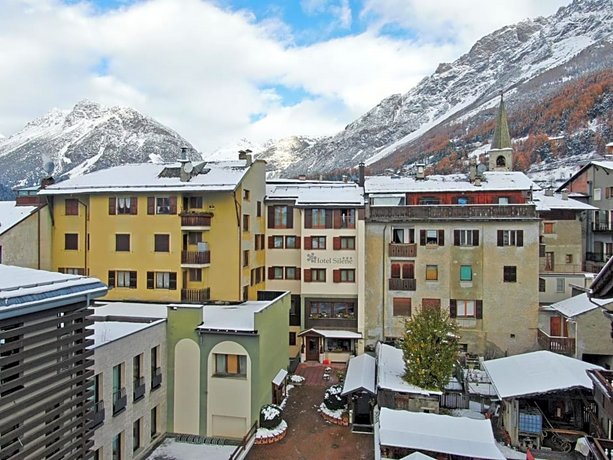 Hotel Silene Parking and Garage