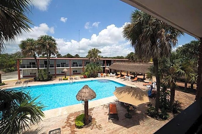 Hotel Plaza Palmas