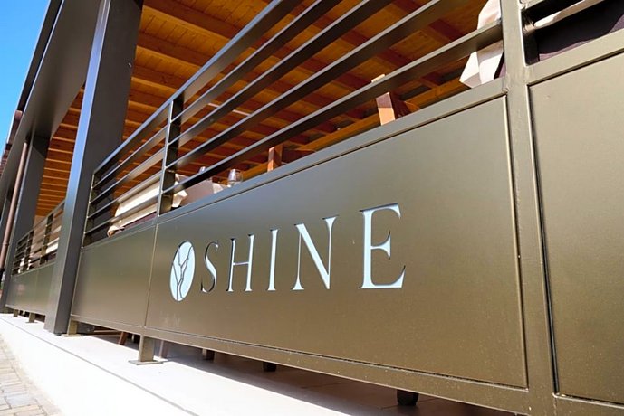 Albergo Shine