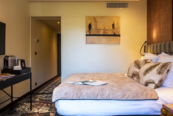 Les Tresoms Lake and Spa Resort