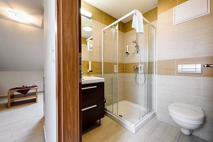Hotel Garzon Plaza