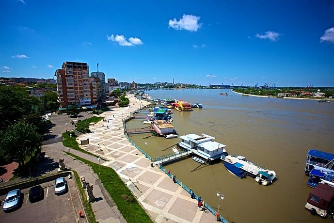 Hotel Delta 4