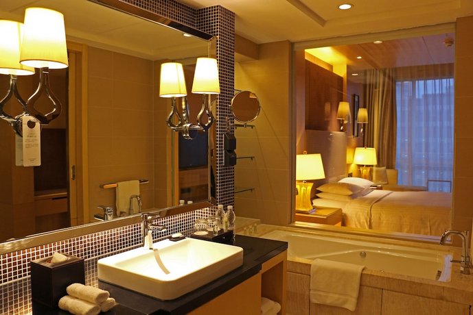 Courtyard by Marriott Shanghai Central