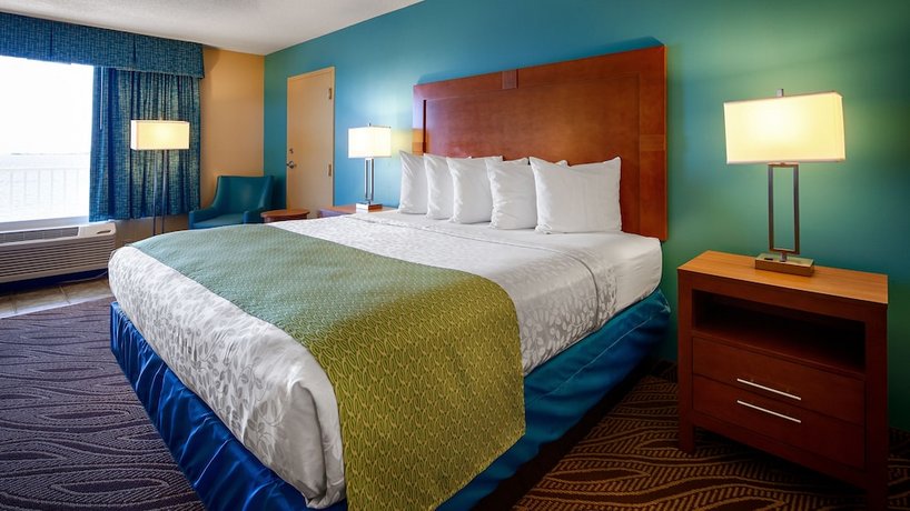 Best Western Navarre Waterfront