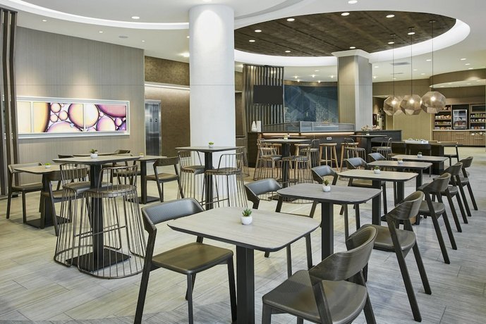 SpringHill Suites by Marriott Milwaukee Downtown