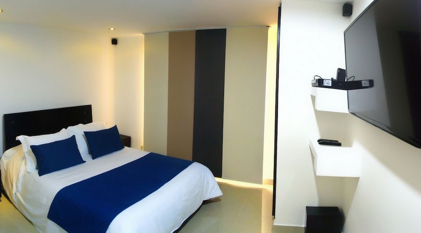 Hotel D' Leon