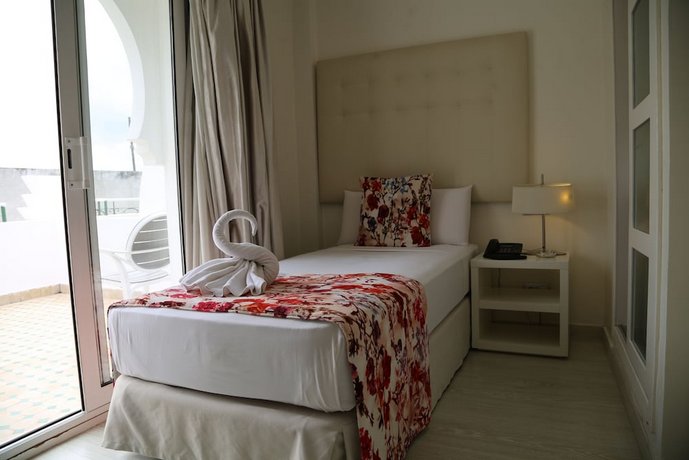 Hotel Al Mandari