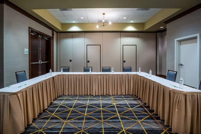 Holiday Inn Gulfport-Airport