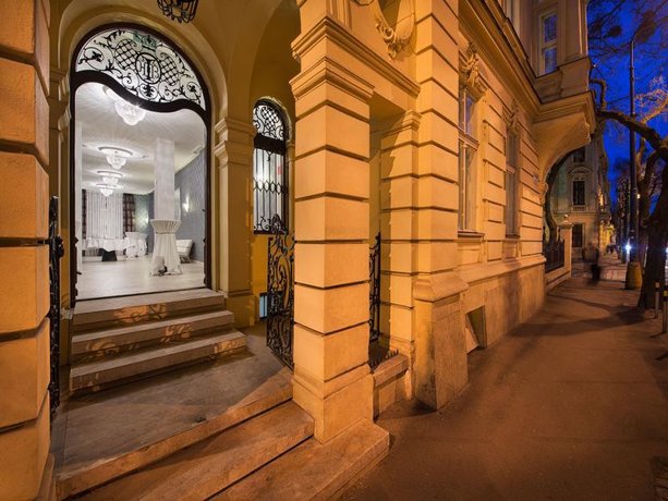 Wilson Palace