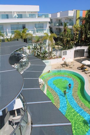 Tasia Maris Oasis