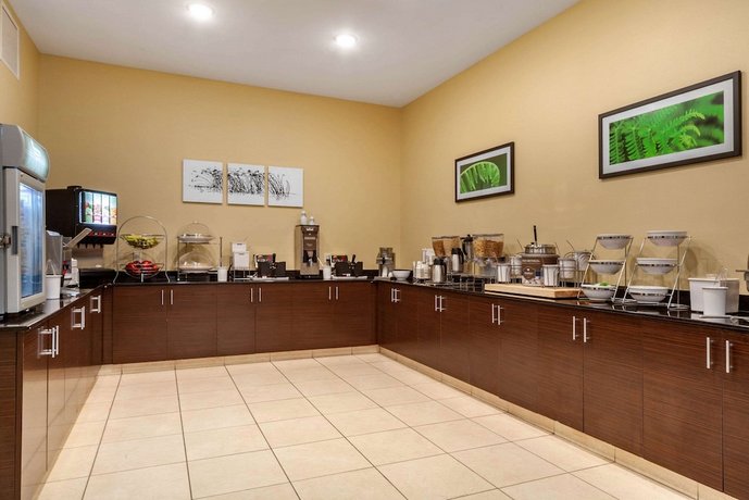 MainStay Suites University