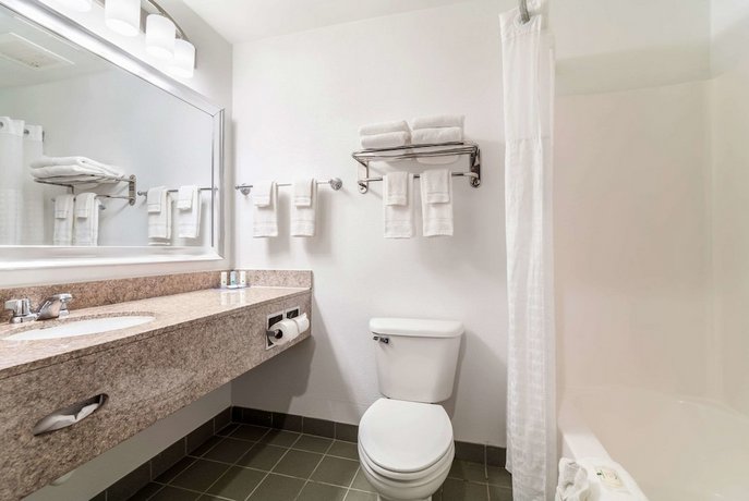 Quality Inn And Suites Augusta I-20
