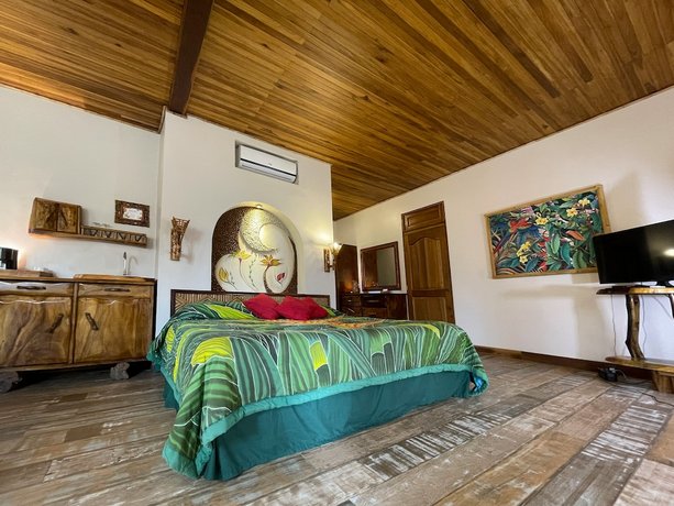 Lost Iguana Resort and Spa