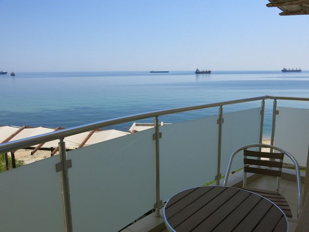 Albizia Beach Hotel
