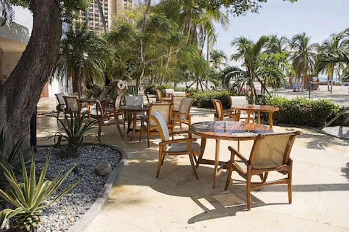 Tamaca Beach Resort