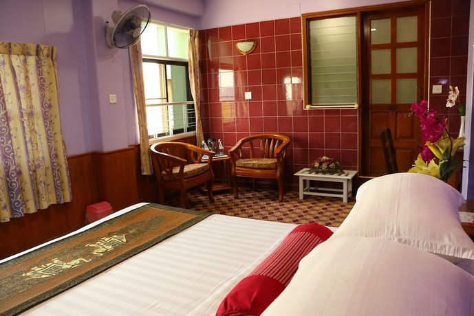 Royal City Hotel