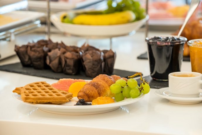 Hampton by Hilton Warsaw Airport