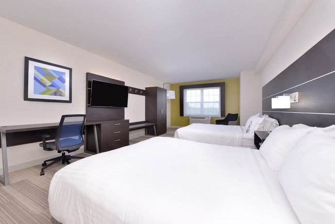 Holiday Inn Express Mystic, An IHG Hotel