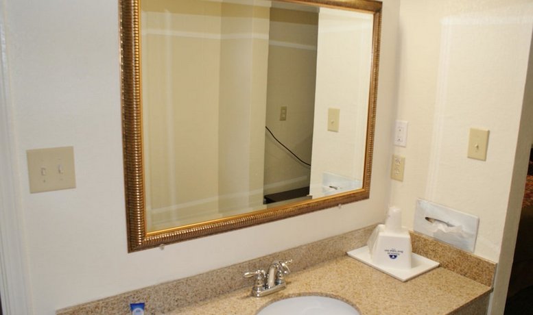 Americas Best Value Inn Fort Jackson