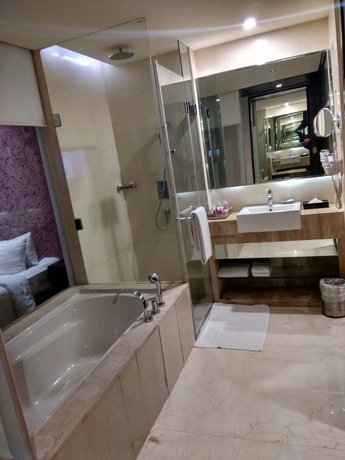 Hotel Royal Orchid Jaipur