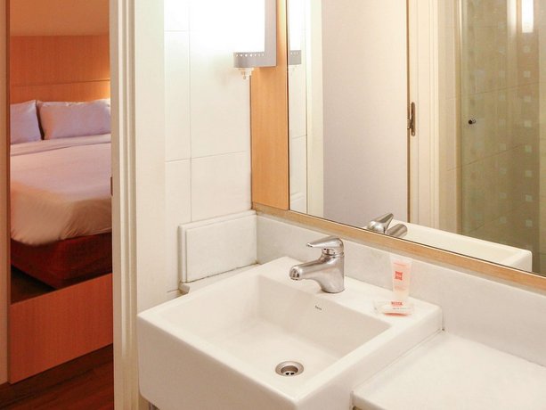 Ibis Buenos Aires Obelisco