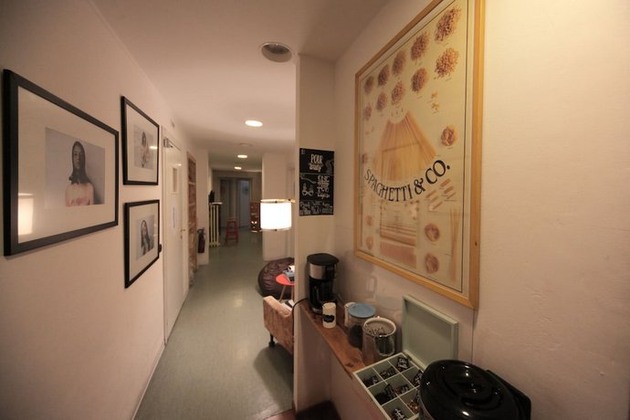 Dopa Hostel