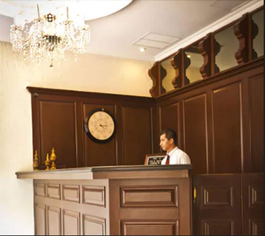 Hotel Plaza Colonial