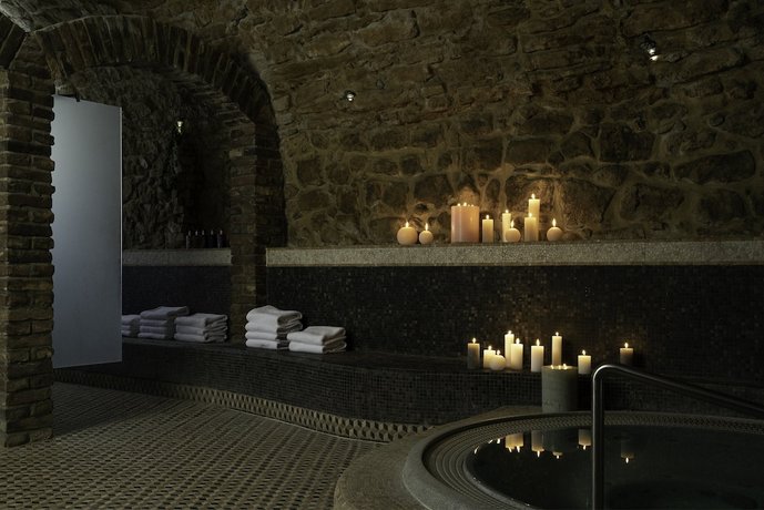 Hotel Leopolis