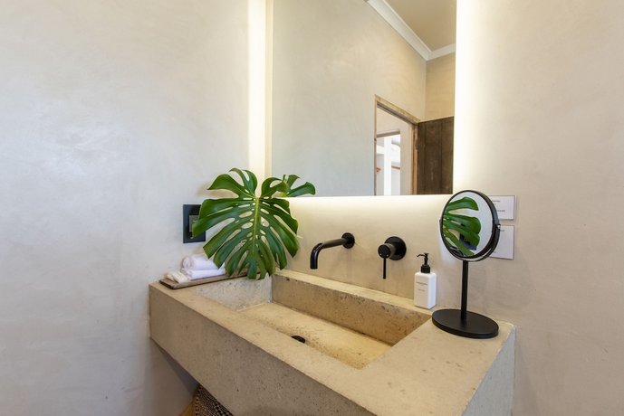Auberge Burgundy Boutique Hotel & Spa