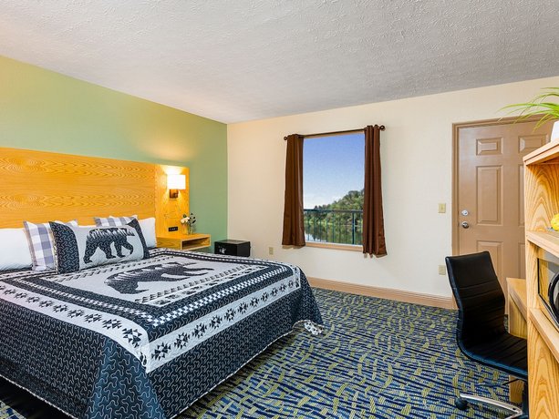 Creekstone Inn