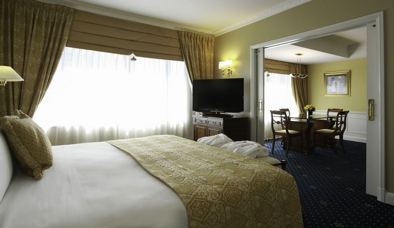 Emperador Hotel Buenos Aires