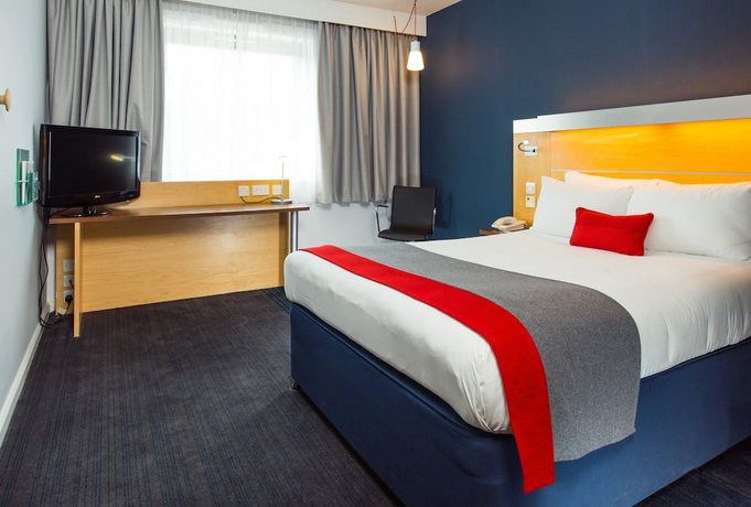 Holiday Inn Express Bedford