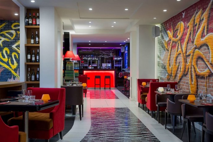 Hotel N'vY Manotel