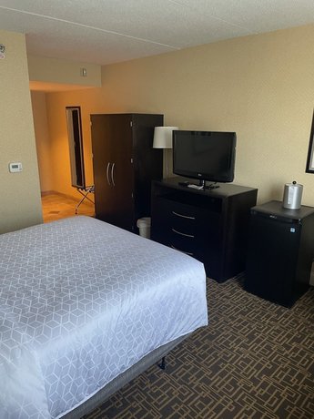 Holiday Inn Express Philadelphia - Penns Landing