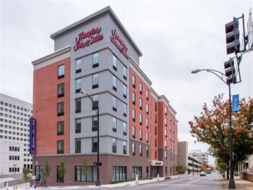 Hampton Inn & Suites Winston-Salem Downtown