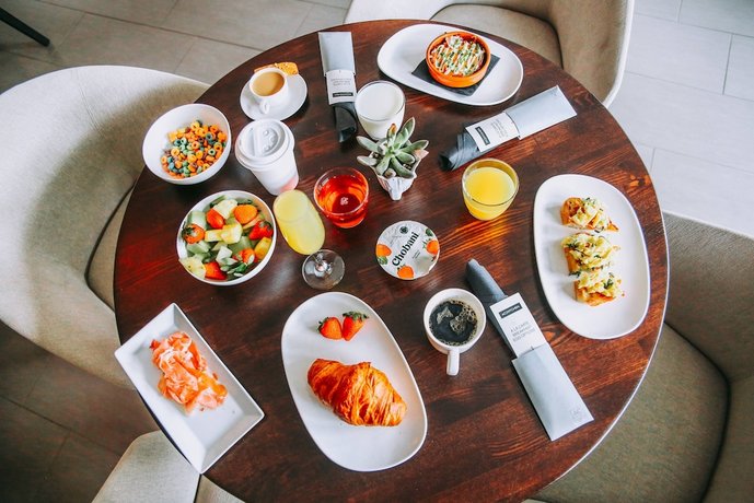 AC Hotel by Marriott Tampa Airport