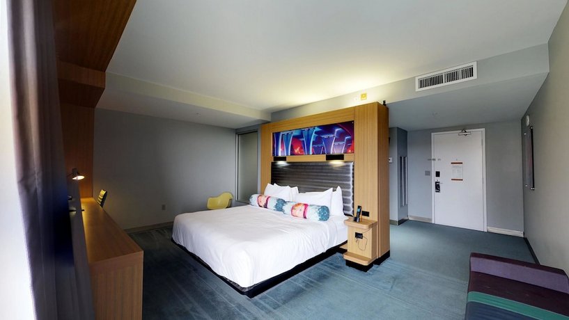 Aloft Miami - Brickell