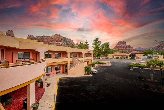 Wildflower Inn at Bell Rock