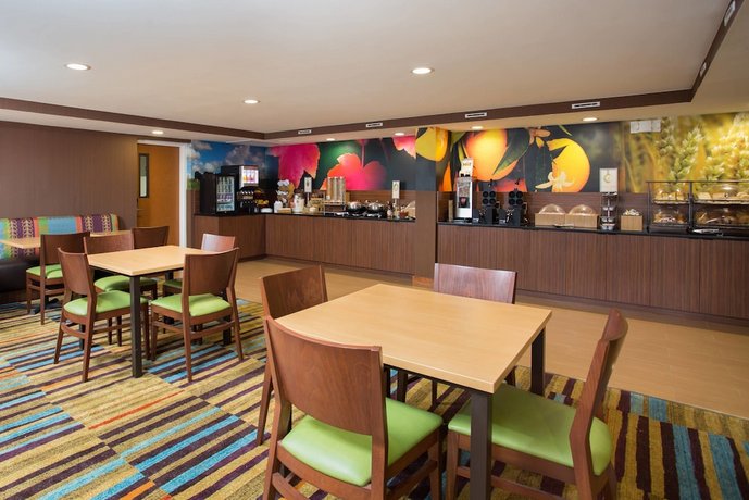 Fairfield Inn by Marriott Manchester-Boston Regional Airport