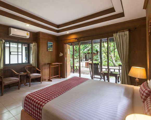Sand Sea Resort