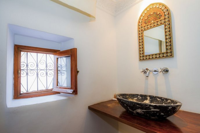 Hotel Blanco Riad