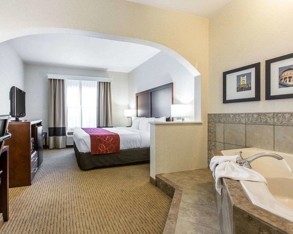 Comfort Suites Downtown Sacramento