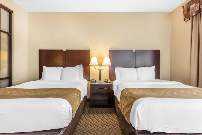 Comfort Suites Charleston West Ashley